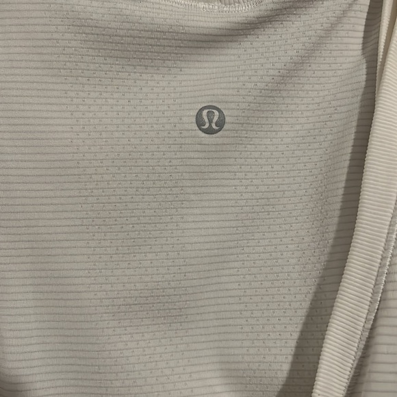 lulu white swiftly size 6 - Picture 2 of 2